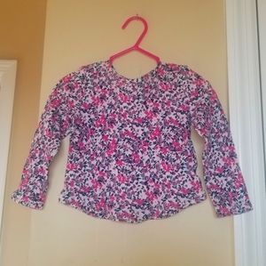 🍍2T Old Navy Floral Thermal like Shirt